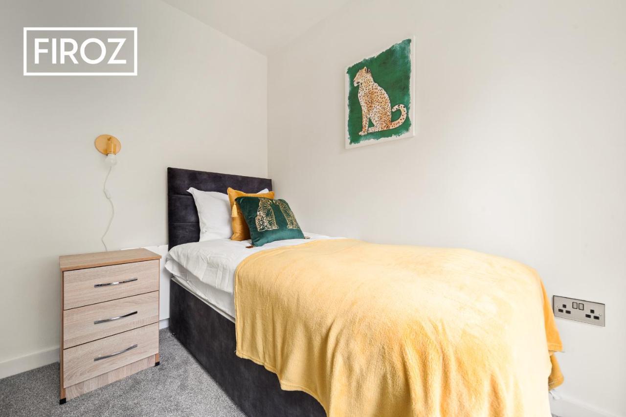 Spacious 4 Bedroom 3 Bath House For Families & Contractors With Free Parking, Fast Wi-Fi & Netflix By Firoz Property Management Лідс Екстер'єр фото