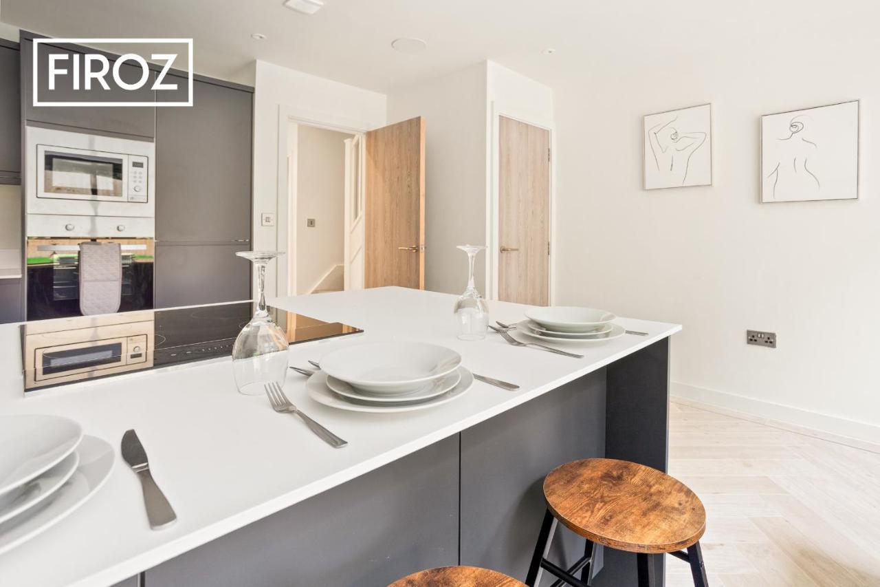 Spacious 4 Bedroom 3 Bath House For Families & Contractors With Free Parking, Fast Wi-Fi & Netflix By Firoz Property Management Лідс Екстер'єр фото