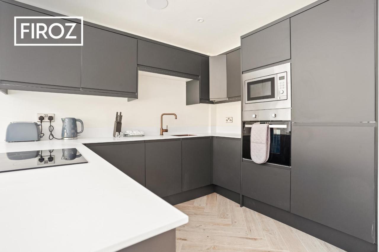 Spacious 4 Bedroom 3 Bath House For Families & Contractors With Free Parking, Fast Wi-Fi & Netflix By Firoz Property Management Лідс Екстер'єр фото