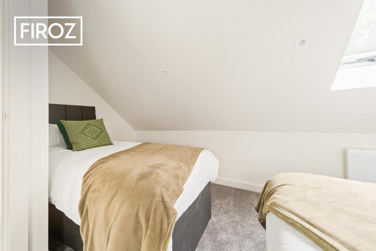 Spacious 4 Bedroom 3 Bath House For Families & Contractors With Free Parking, Fast Wi-Fi & Netflix By Firoz Property Management Лідс Екстер'єр фото